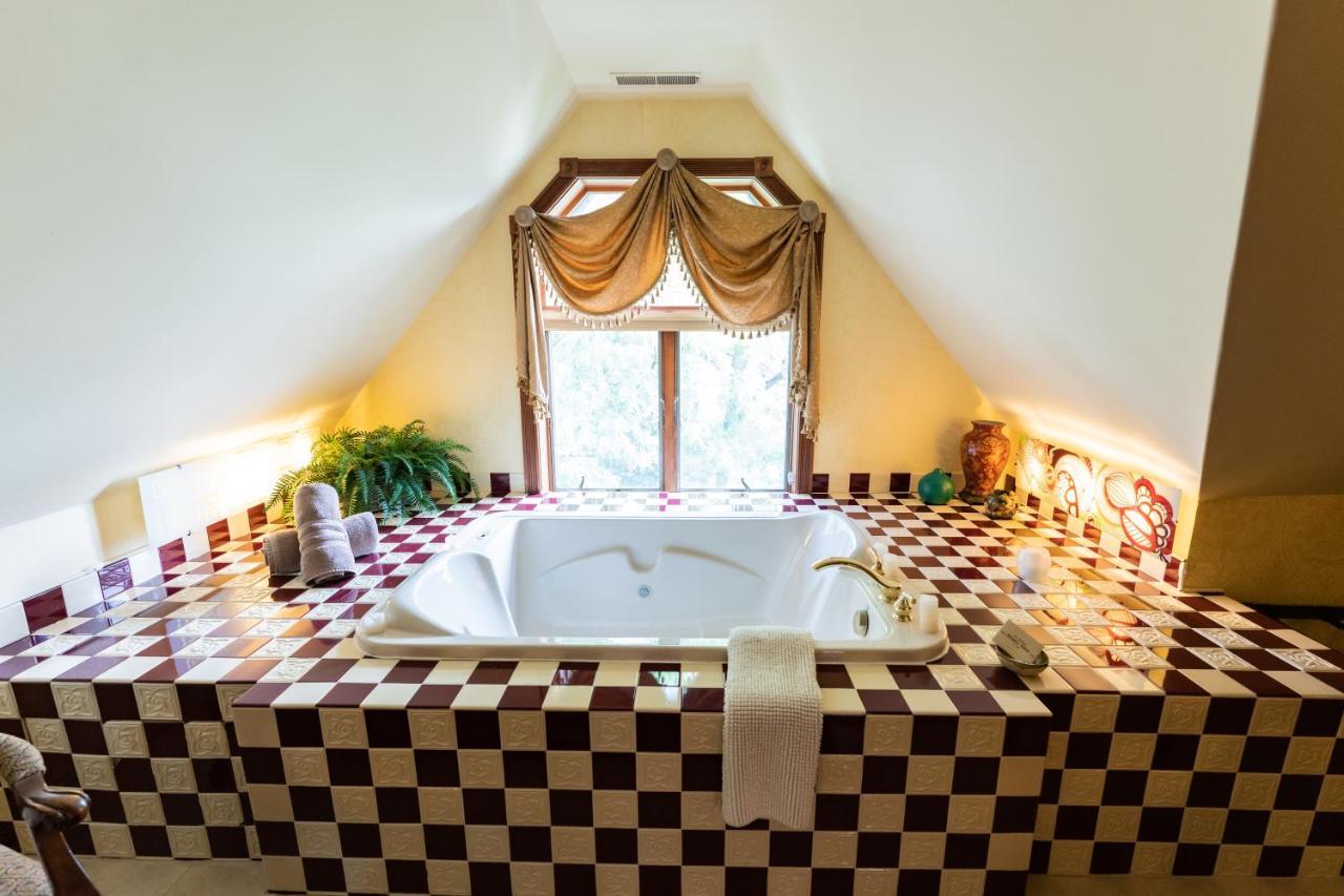 Historic Webster House Bed And Breakfast Inn Bay City Esterno foto
