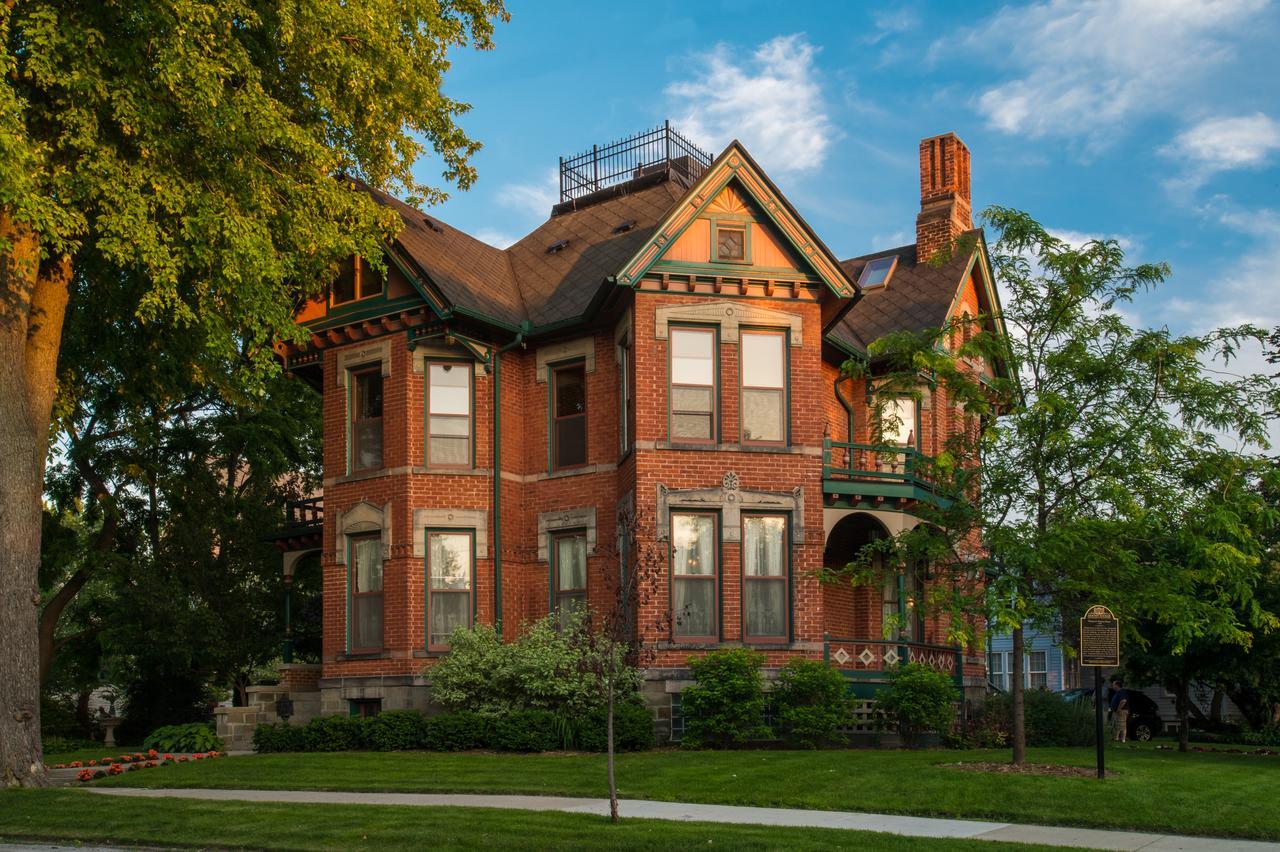 Historic Webster House Bed And Breakfast Inn Bay City Esterno foto